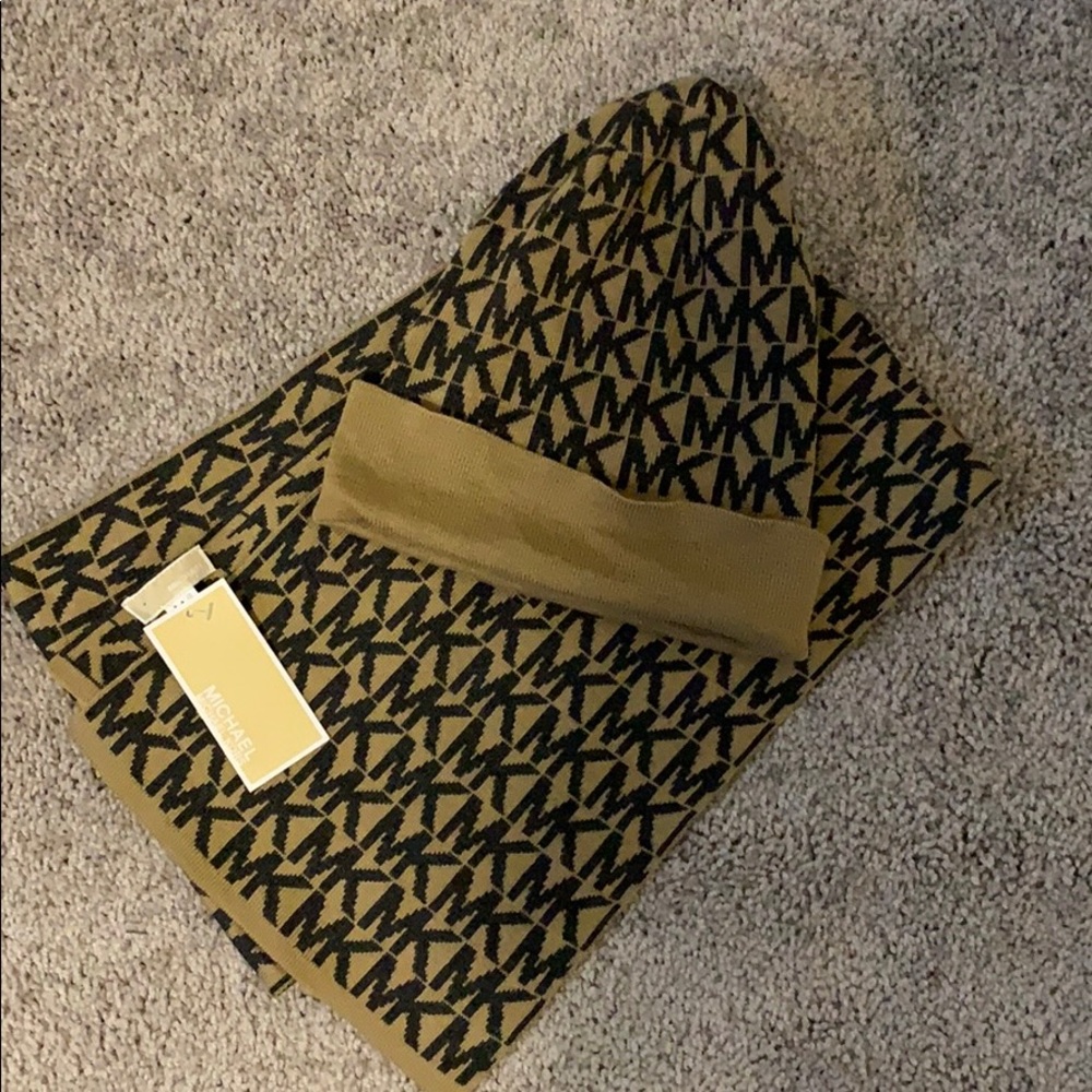 Michael Kors scarf and hat set